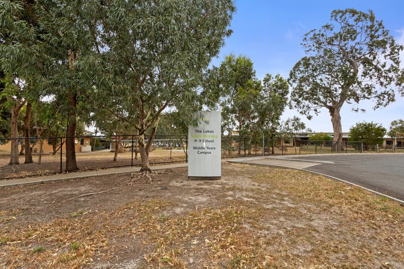 Photo - 2 Raintree Street, South Morang VIC 3752 - Image 16