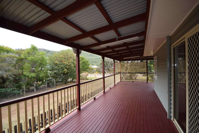 Photo - 2 Rashford Street, Esk QLD 4312 - Image 4