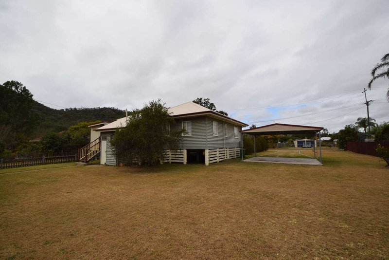 Photo - 2 Rashford Street, Esk QLD 4312 - Image 7