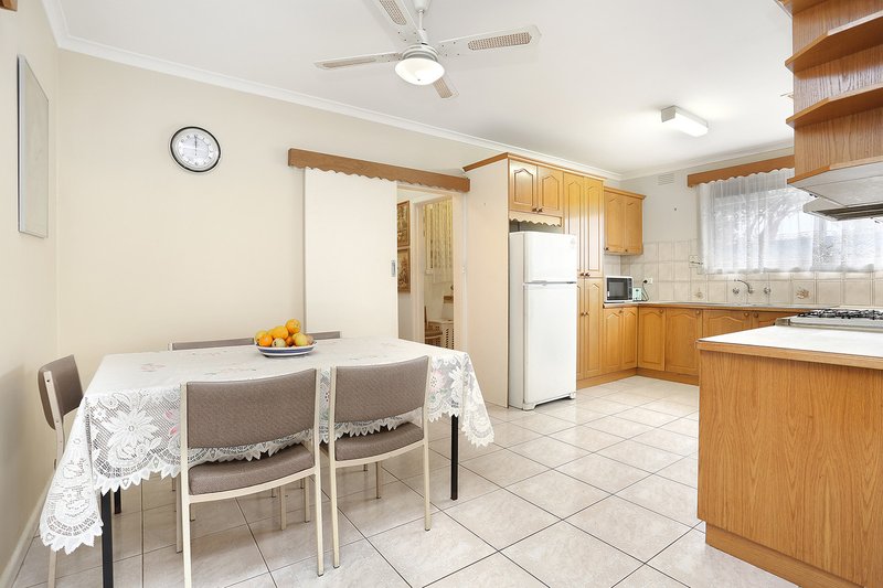 Photo - 2 Raymond Street, Lalor VIC 3075 - Image 3