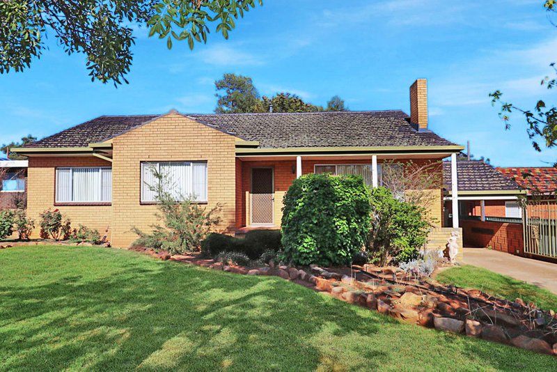 Photo - 2 Redmond Street, Temora NSW 2666 - Image 15