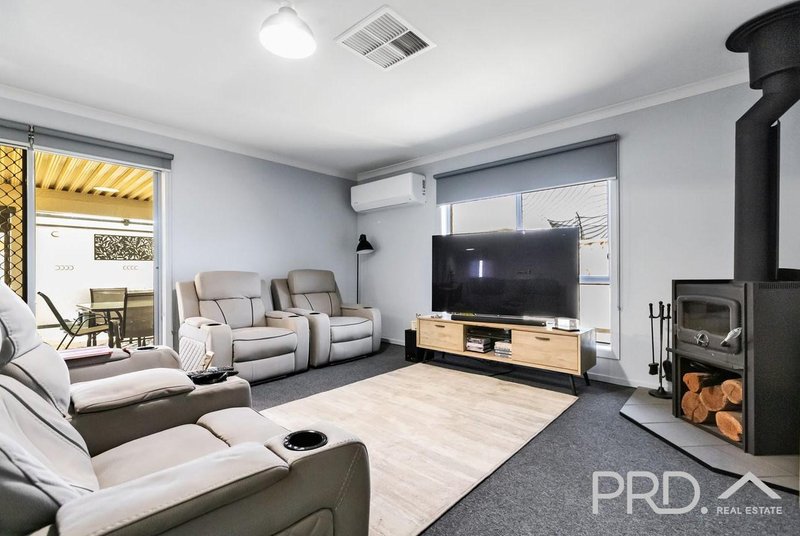 Photo - 2 Reisling Court, Mildura VIC 3500 - Image 2