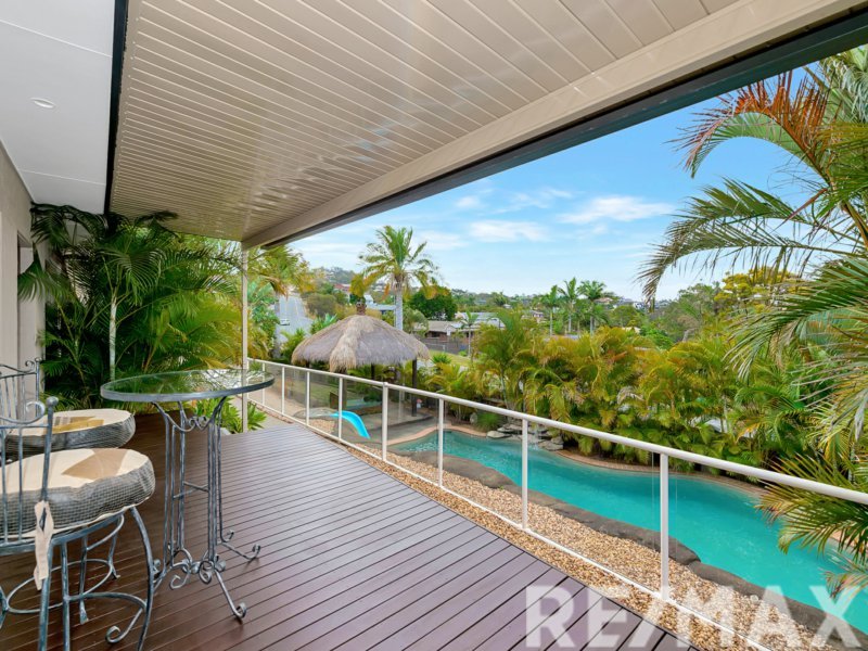 Photo - 2 Renfrew Drive, Highland Park QLD 4211 - Image 4