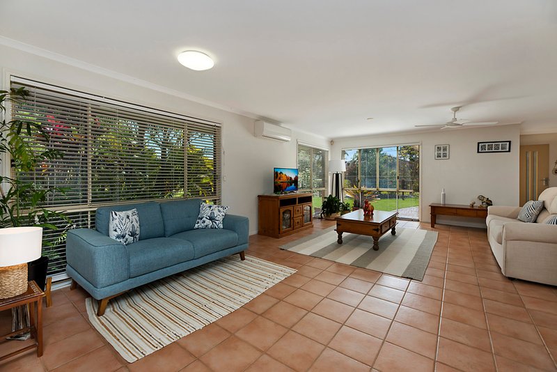 Photo - 2 Renmano Court, Buderim QLD 4556 - Image 3