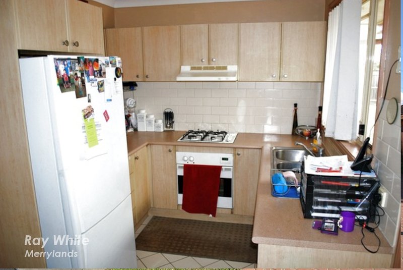 Photo - 2 Richlands Place, Prestons NSW 2170 - Image 5