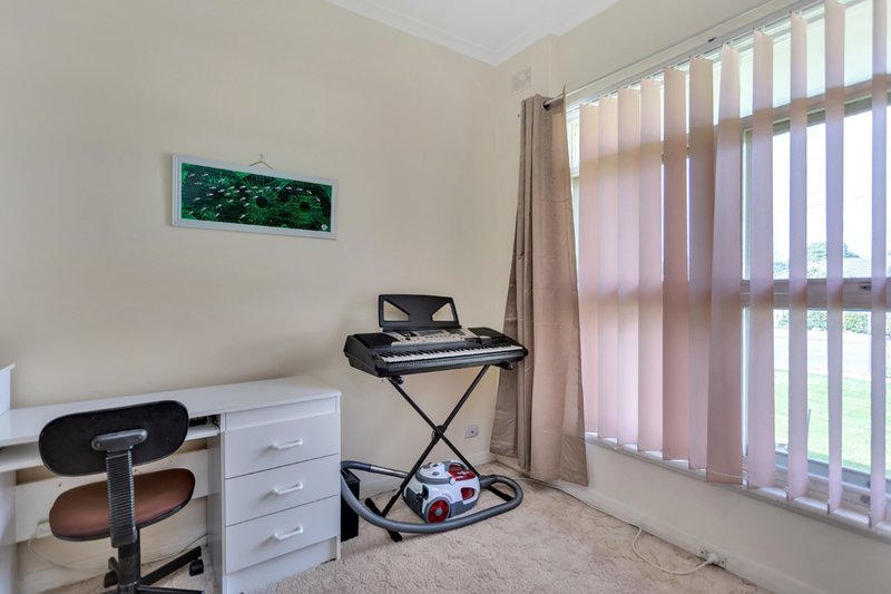 Photo - 2 Richman Street, Oaklands Park SA 5046 - Image 11