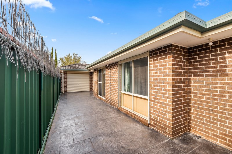 Photo - 2 Riley Court, Burnside VIC 3023 - Image 13