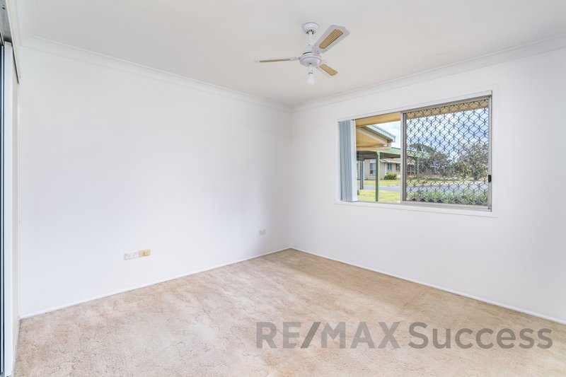 Photo - 2 Risson Street, Wilsonton Heights QLD 4350 - Image 4