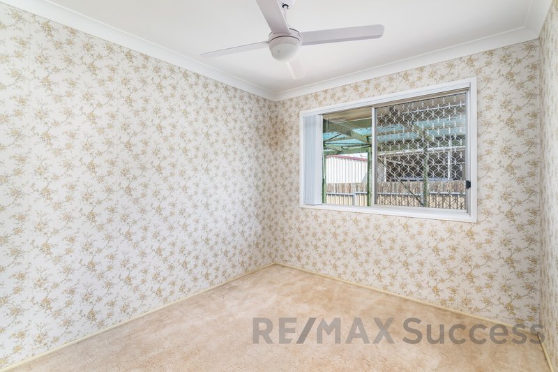 Photo - 2 Risson Street, Wilsonton Heights QLD 4350 - Image 6