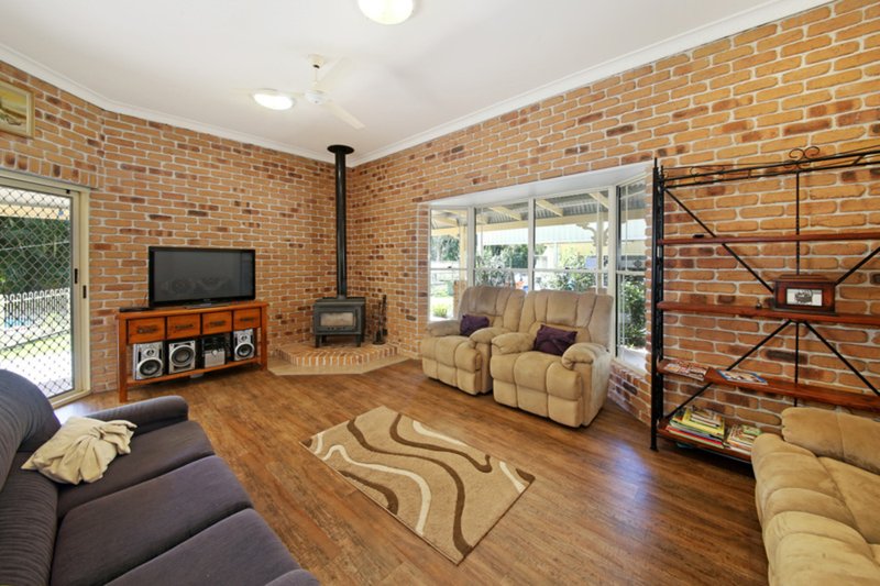 Photo - 2 River Gum Close, Mooloolah Valley QLD 4553 - Image 3