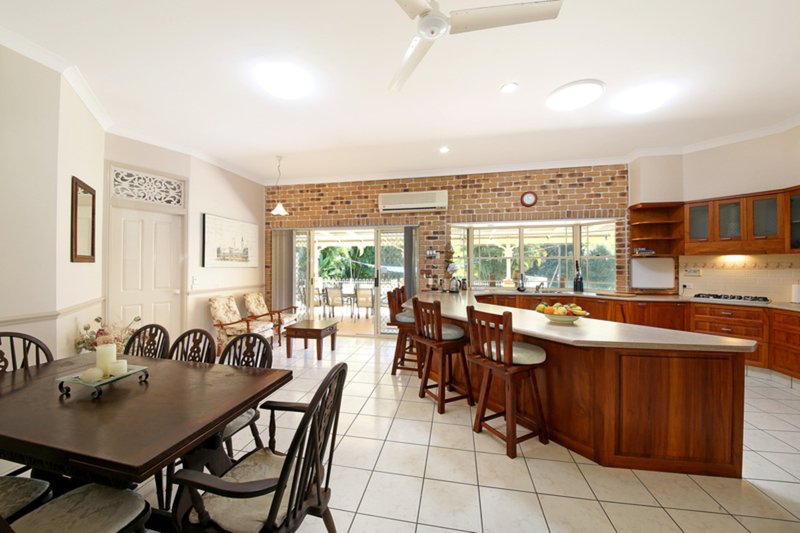 Photo - 2 River Gum Close, Mooloolah Valley QLD 4553 - Image 9