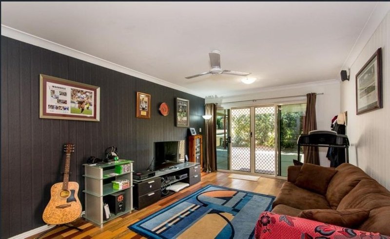 Photo - 2 Riverheights Ct , Bellmere QLD 4510 - Image 9