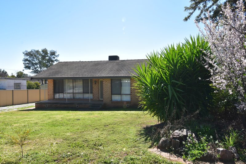 Photo - 2 Riverview Avenue, Wellington NSW 2820 - Image 4