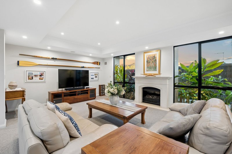 Photo - 2 Robert Street, Dalkeith WA 6009 - Image 33