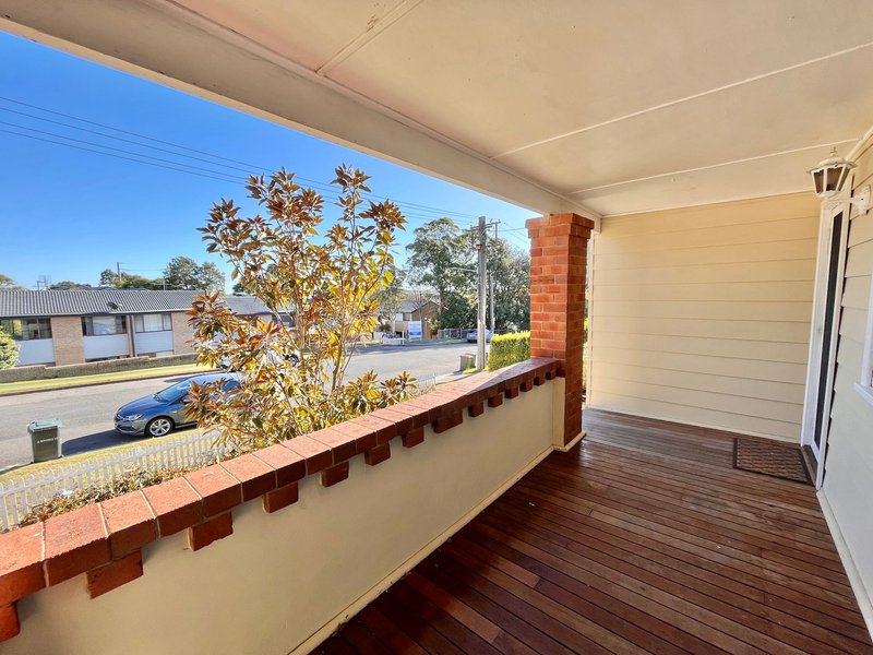 Photo - 2 Roberts Street, Charlestown NSW 2290 - Image 2