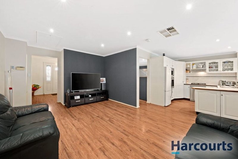 Photo - 2 Robin Court, Wantirna VIC 3152 - Image 7