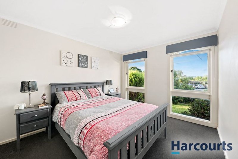 Photo - 2 Robin Court, Wantirna VIC 3152 - Image 9