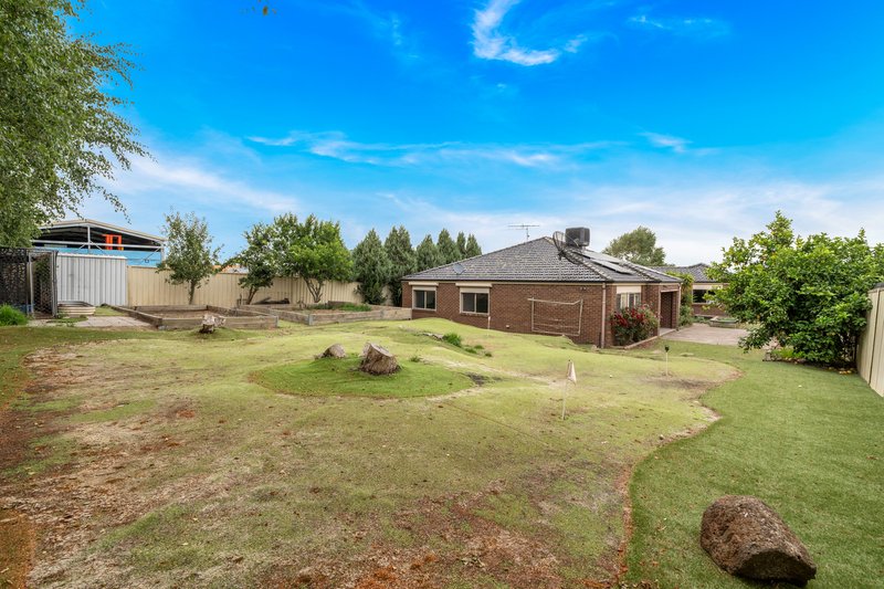 Photo - 2 Robinia Court, Kilmore VIC 3764 - Image 21