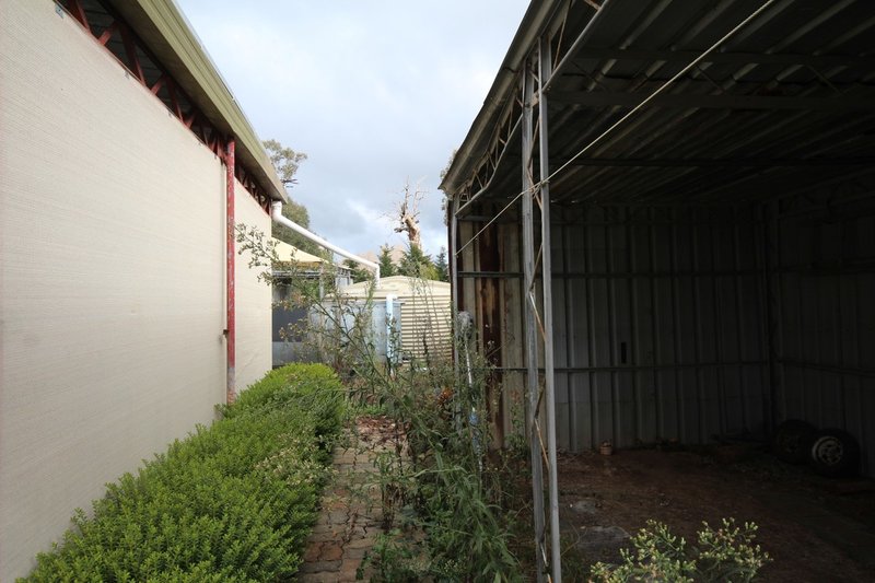 Photo - 2 Robson Road, Mount David NSW 2795 - Image 5