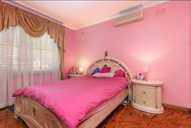 Photo - 2 Rodney Crescent, Beverly Hills NSW 2209 - Image 7
