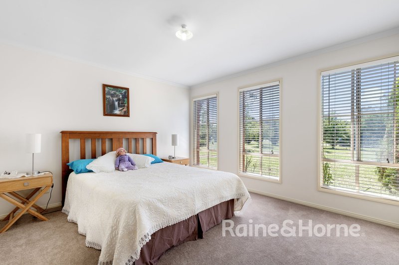 Photo - 2 Rogers Drive, Kyneton VIC 3444 - Image 10