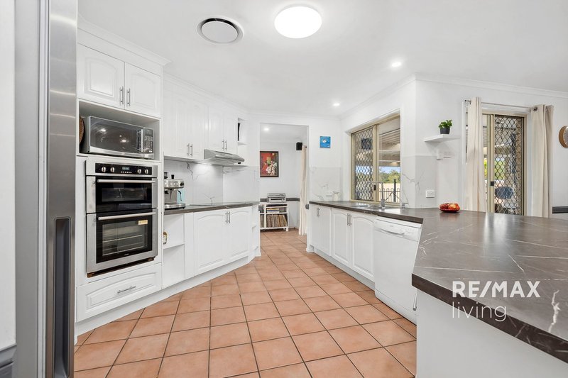 Photo - 2 Roseberry Place, Burpengary East QLD 4505 - Image 3