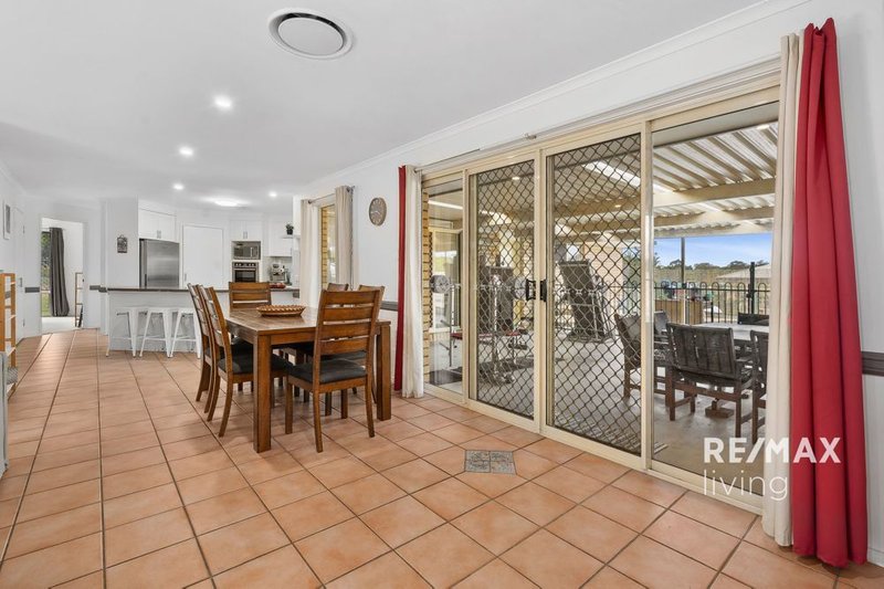 Photo - 2 Roseberry Place, Burpengary East QLD 4505 - Image 9