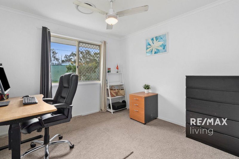 Photo - 2 Roseberry Place, Burpengary East QLD 4505 - Image 11