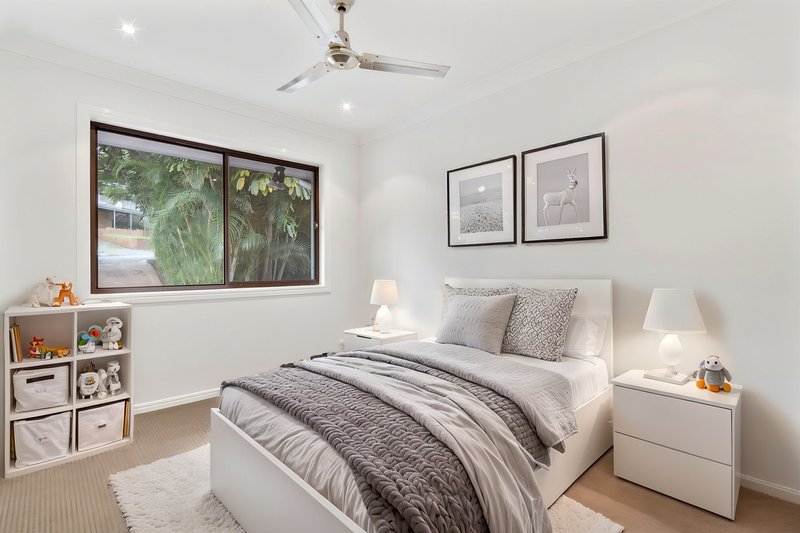 Photo - 2 Roseglen Street, Greenslopes QLD 4120 - Image 14