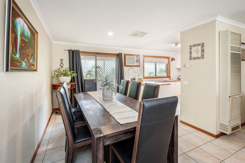 Photo - 2 Rosemont Court, Wodonga VIC 3690 - Image 7