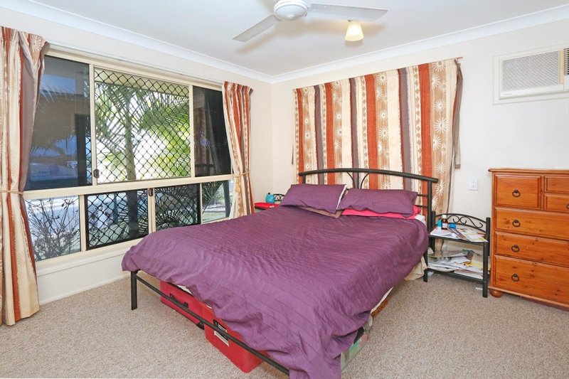 Photo - 2 Rosewood Drive, Norman Gardens QLD 4701 - Image 6