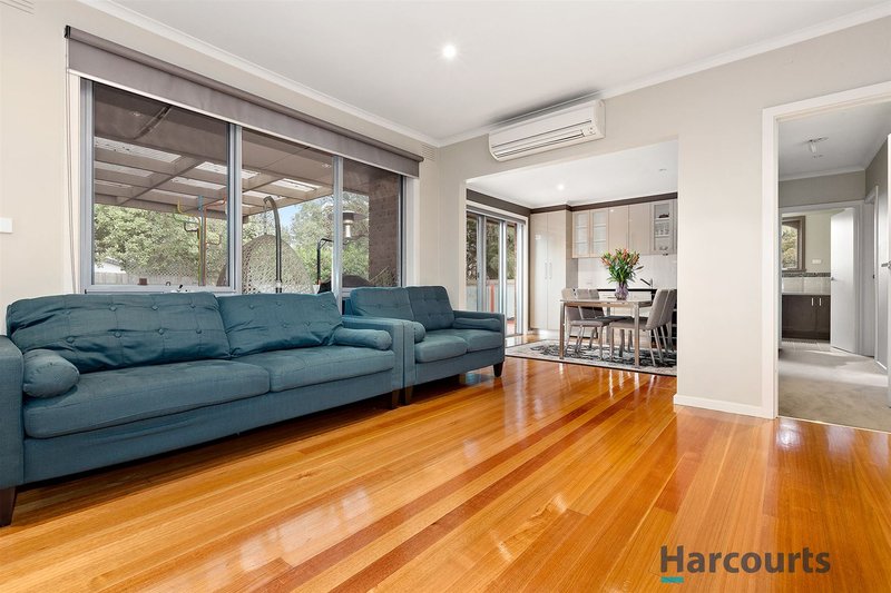 Photo - 2 Roswell Street, Glen Waverley VIC 3150 - Image 7