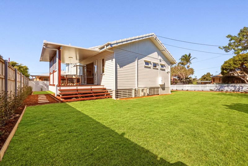 Photo - 2 Rotary Crescent, Redcliffe QLD 4020 - Image 10