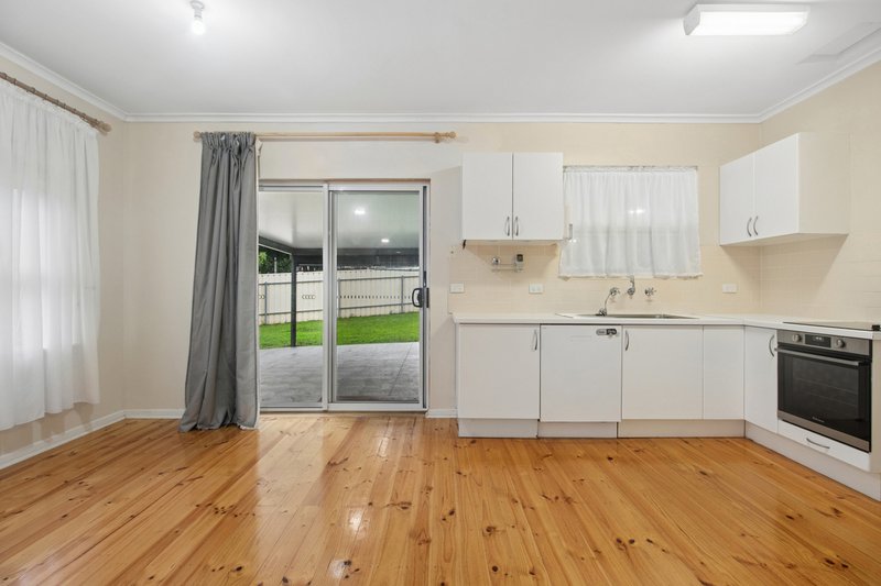 Photo - 2 Roy Road, Morphett Vale SA 5162 - Image 4