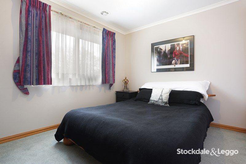 Photo - 2 Royal Terrace, Craigieburn VIC 3064 - Image 10