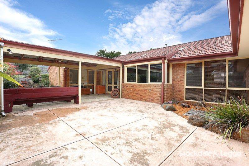 Photo - 2 Royal Terrace, Craigieburn VIC 3064 - Image 14