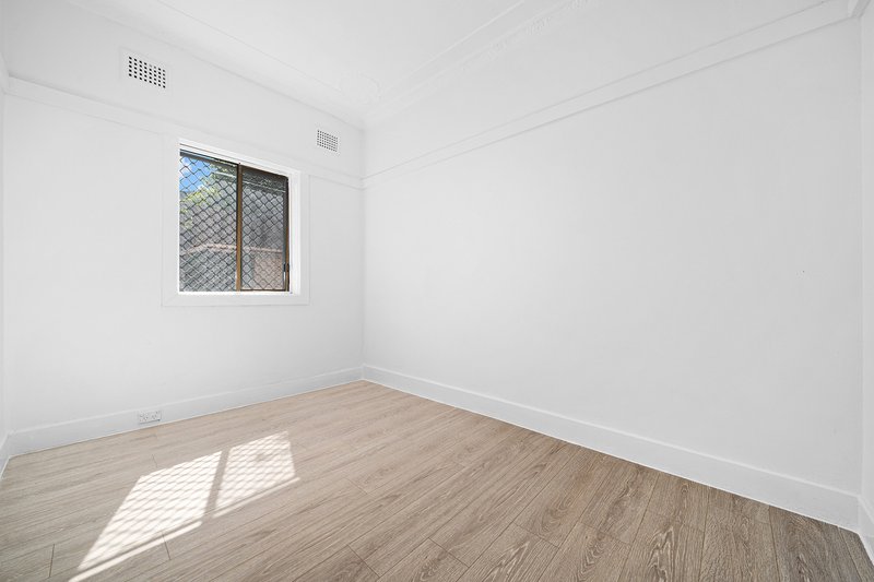 Photo - 2 Royce Avenue, Croydon NSW 2132 - Image 6