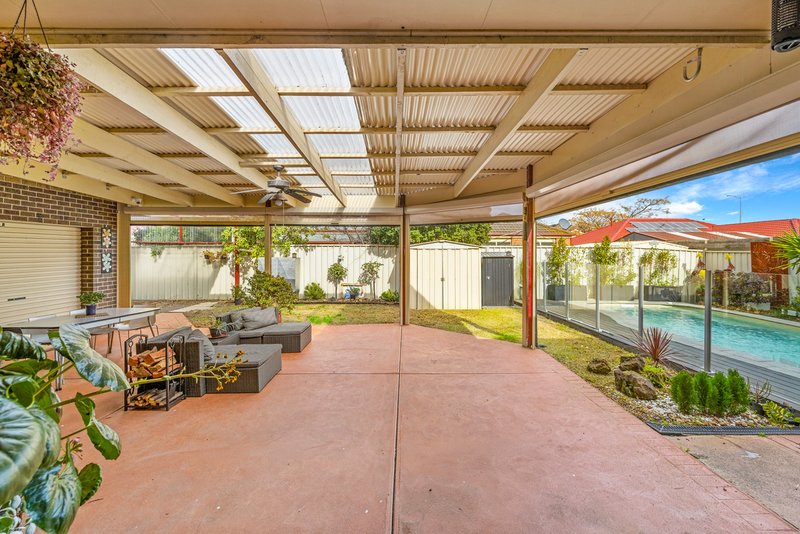 Photo - 2 Royston Place, Caroline Springs VIC 3023 - Image 18