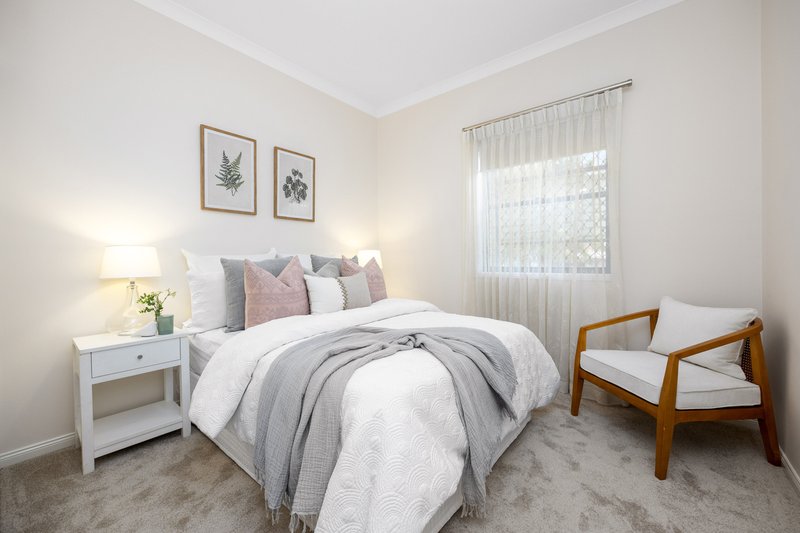 Photo - 2 Rugby Street, Coorparoo QLD 4151 - Image 11
