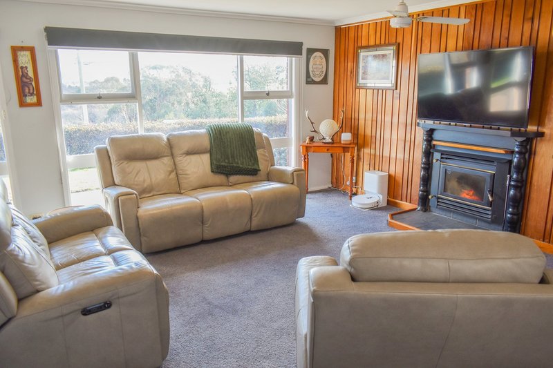 Photo - 2 Russell Street, Fingal TAS 7214 - Image 2