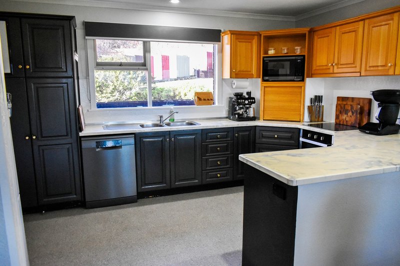 Photo - 2 Russell Street, Fingal TAS 7214 - Image 3