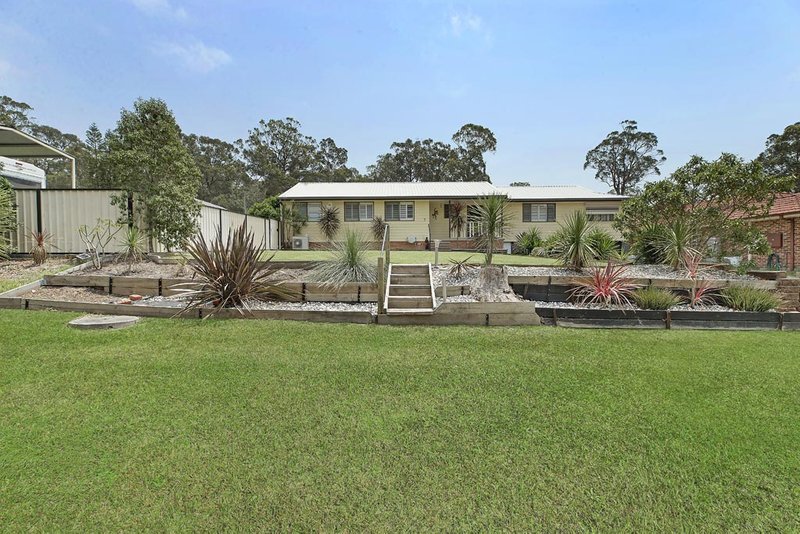 Photo - 2 Sackville Street, Killingworth NSW 2278 - Image 2