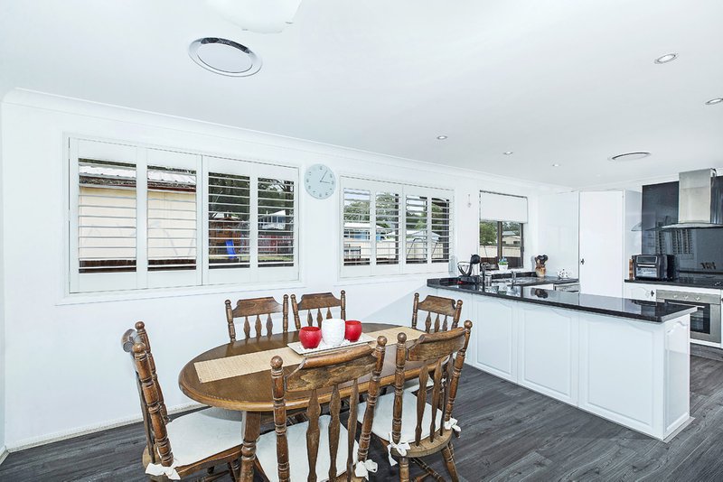 Photo - 2 Sackville Street, Killingworth NSW 2278 - Image 7