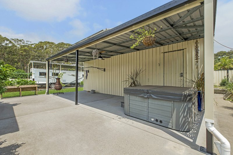 Photo - 2 Sackville Street, Killingworth NSW 2278 - Image 15