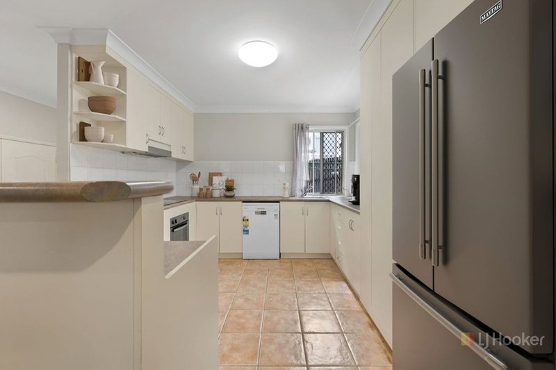 Photo - 2 Sailaway Drive, Eimeo QLD 4740 - Image 2