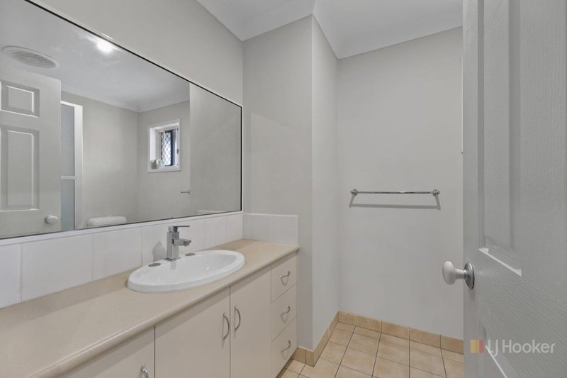 Photo - 2 Sailaway Drive, Eimeo QLD 4740 - Image 14