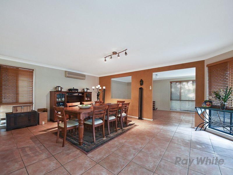 Photo - 2 Saint Clair Court, Murrumba Downs QLD 4503 - Image 6