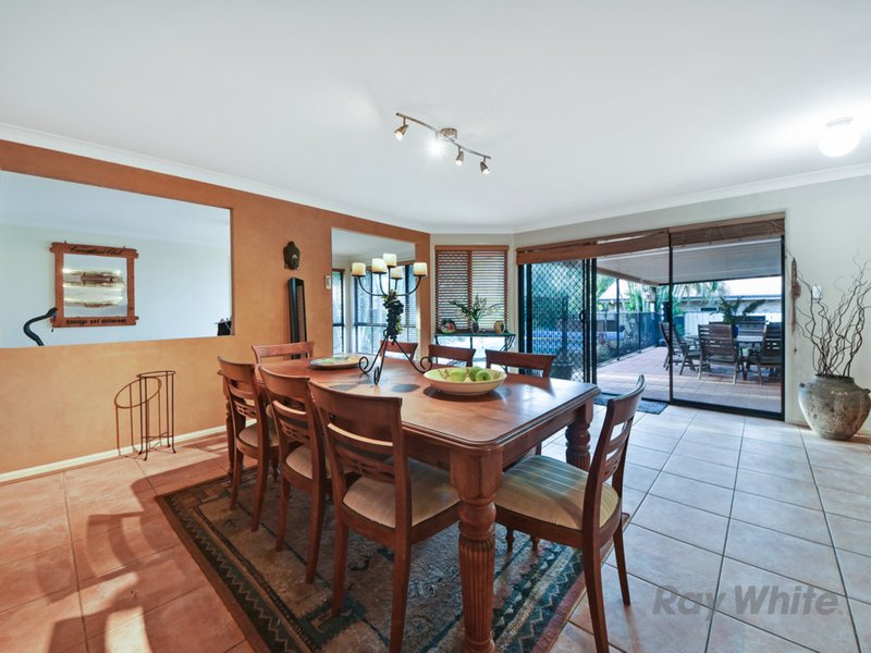 Photo - 2 Saint Clair Court, Murrumba Downs QLD 4503 - Image 8