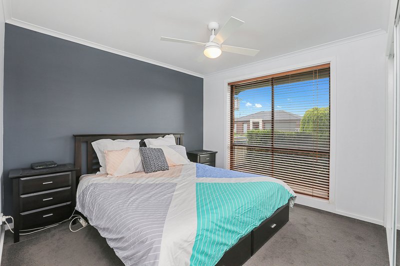 Photo - 2 Saintfield Street, Lara VIC 3212 - Image 5