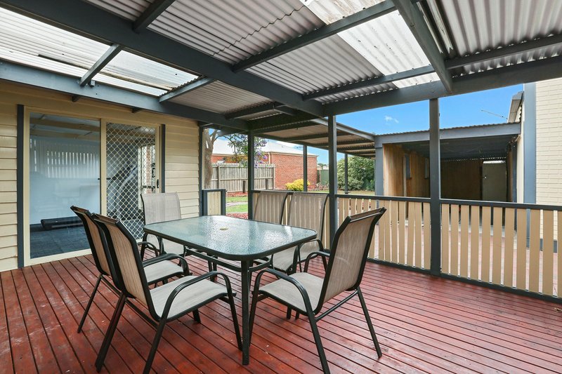 Photo - 2 Saintfield Street, Lara VIC 3212 - Image 9